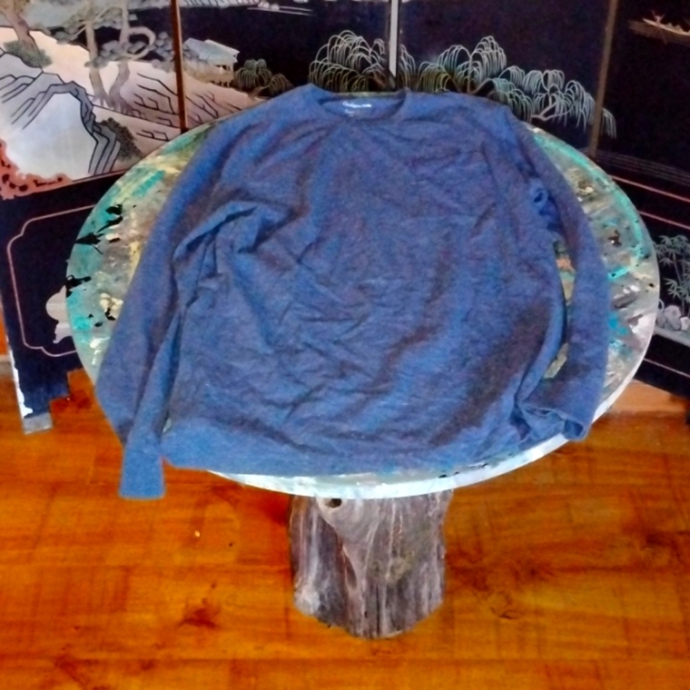 Croft and Barrow - very soft and comfy - long sleeve with shirt pocket